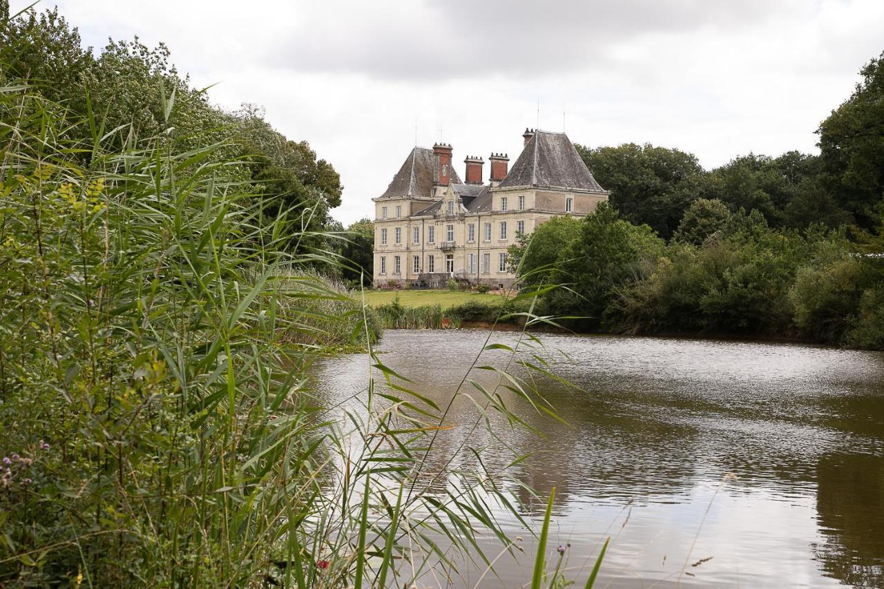 Chateau L' Escale Saint-Herblon Exteriör bild